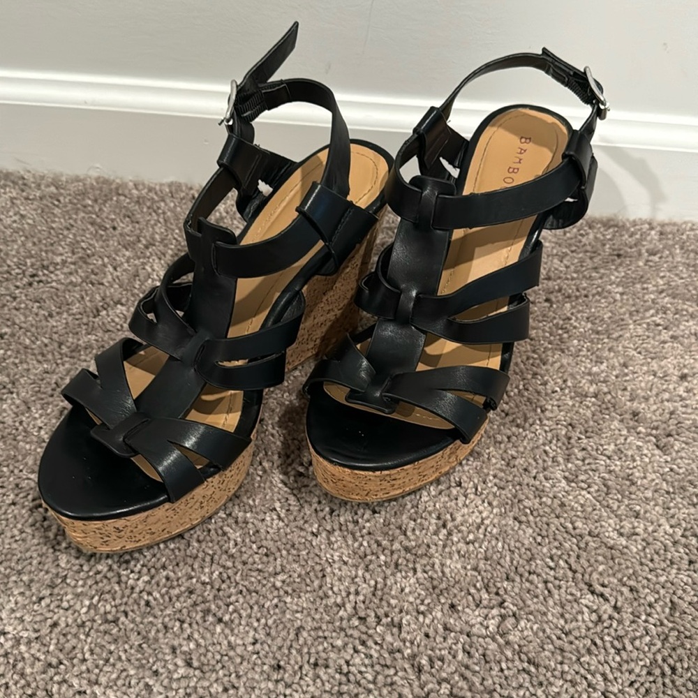 Black wedges size 7.5